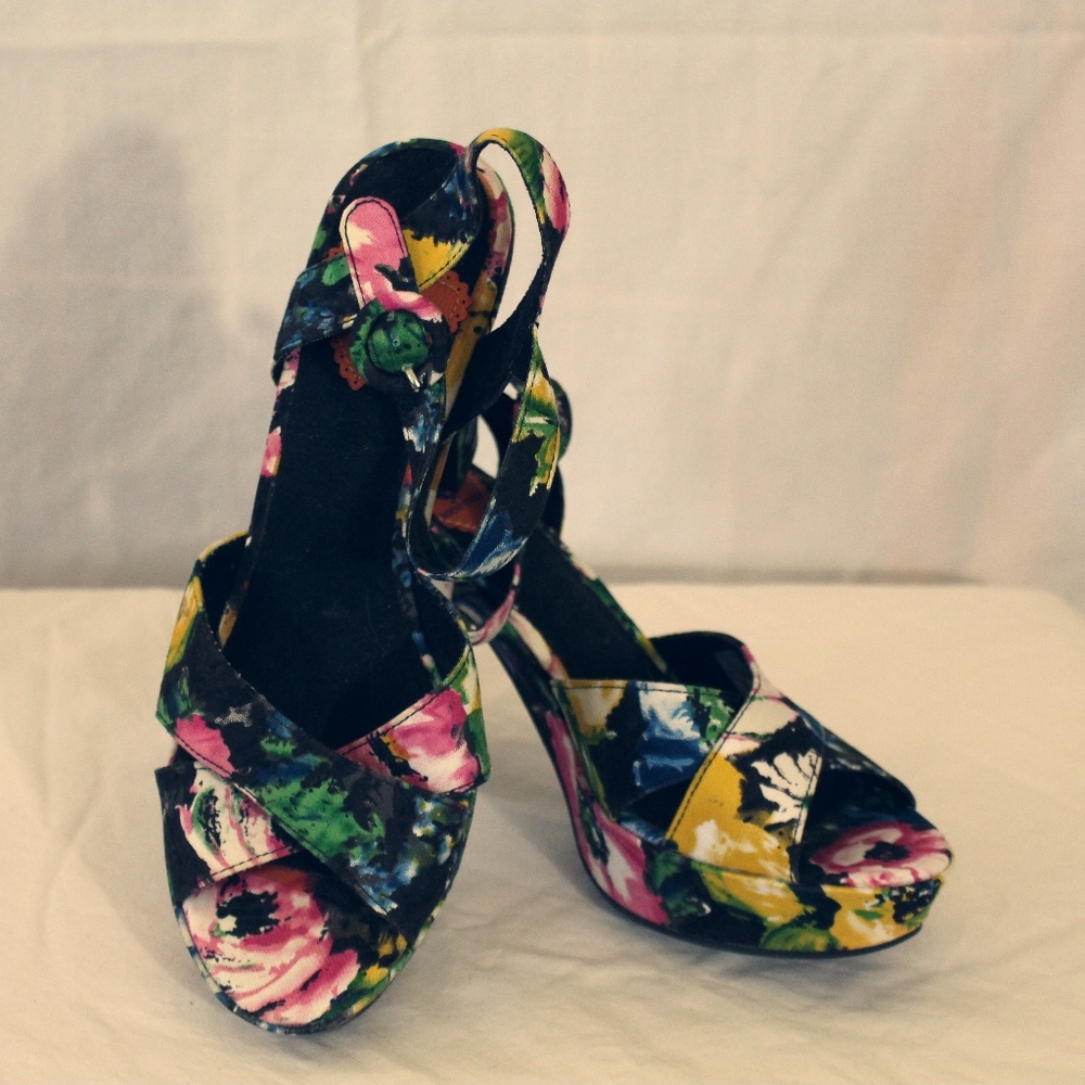 Platform heels